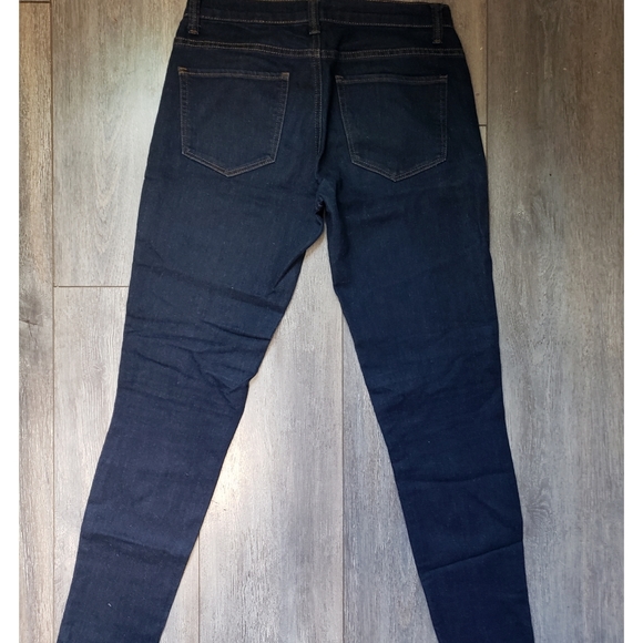 Forever 21 Skinny Dark Denim Jeans - Picture 6 of 10